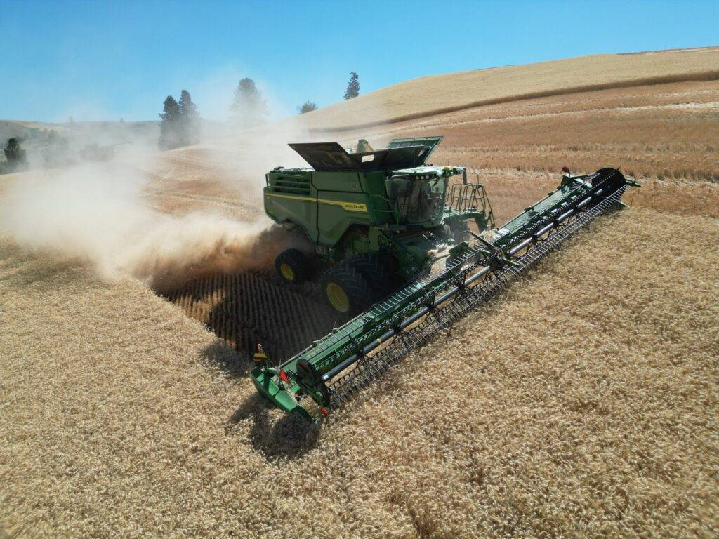 X9, john deere, hillco x9, hillco leveling, hillco tech, hillco technologies, leveling system, harvesting, wheat, leveler