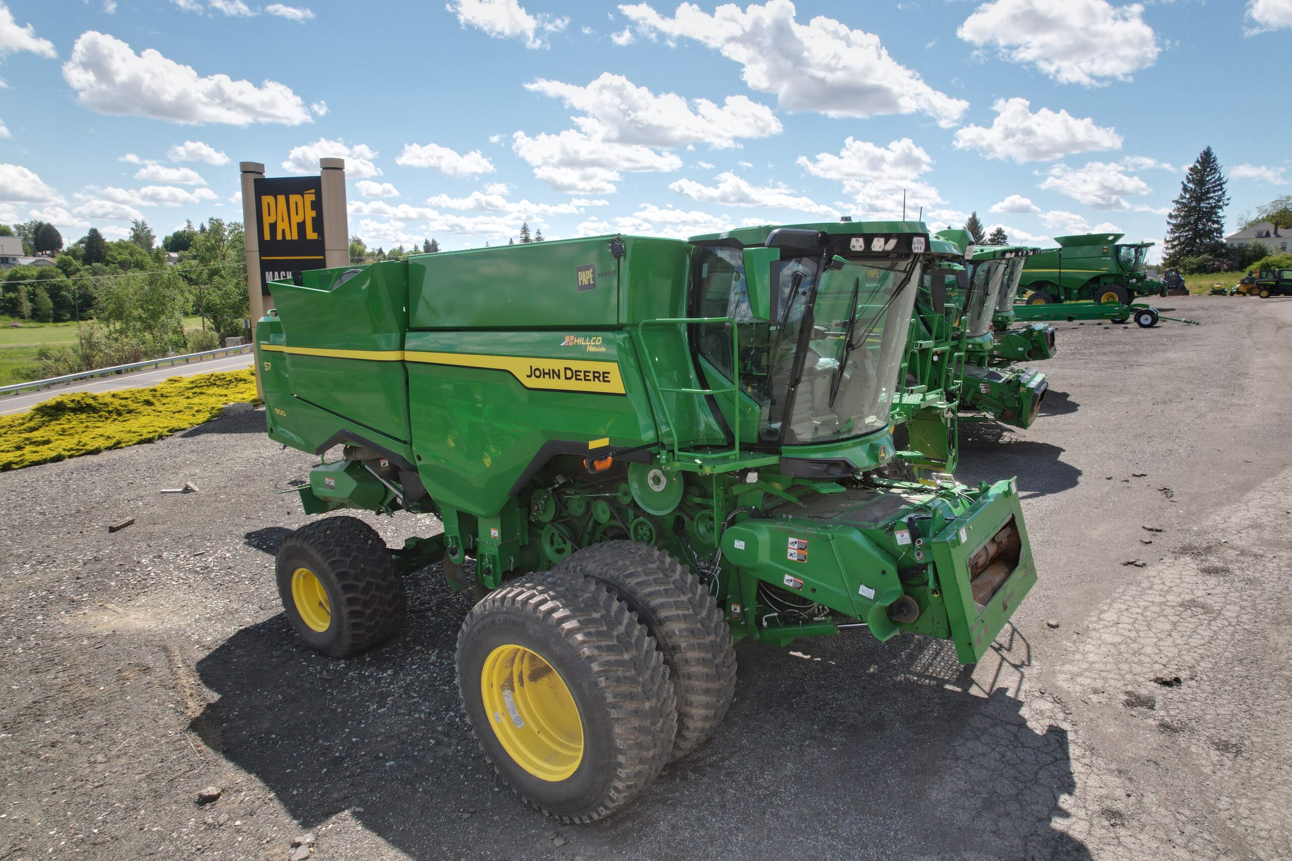 john deere, pape, used combines, hillco combine, hillco leveling system, hillco marchine, used hillco machines