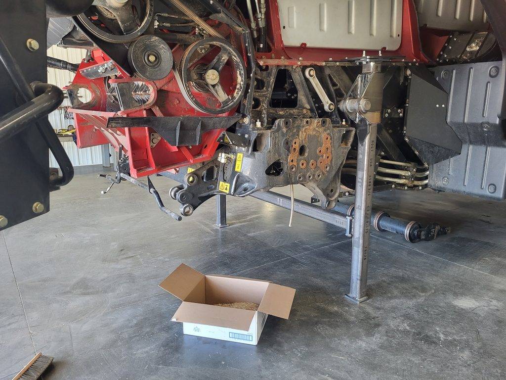 hillco af10 prototype install, case ih stock front axle removal 