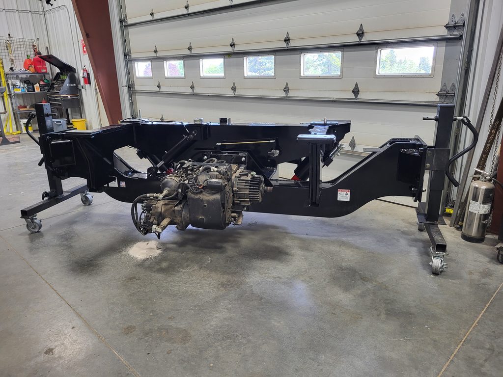hillco af10 prototype install, af10 transmission mounted to hillco undercarriage